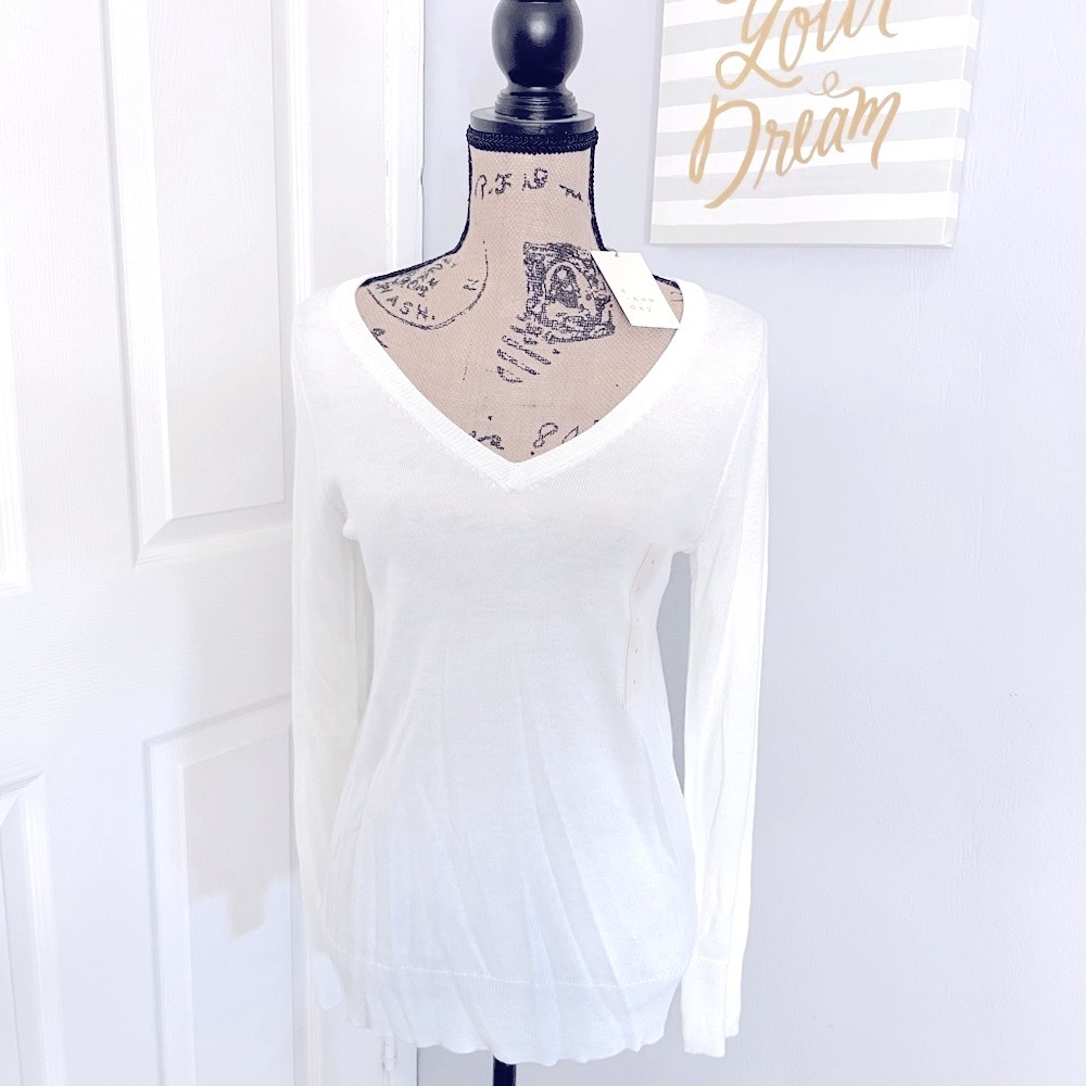 Brand NEW V neck sweater with long sleeves